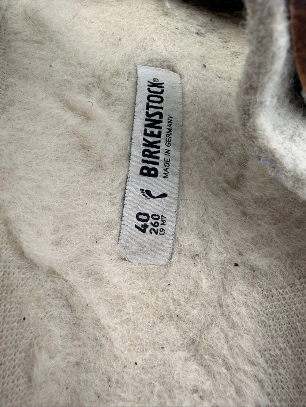 Birkenstock Sandals Women’s Size 40 Beige Wool Shearling Arizona Slides Comfort - Picture 6 of 8